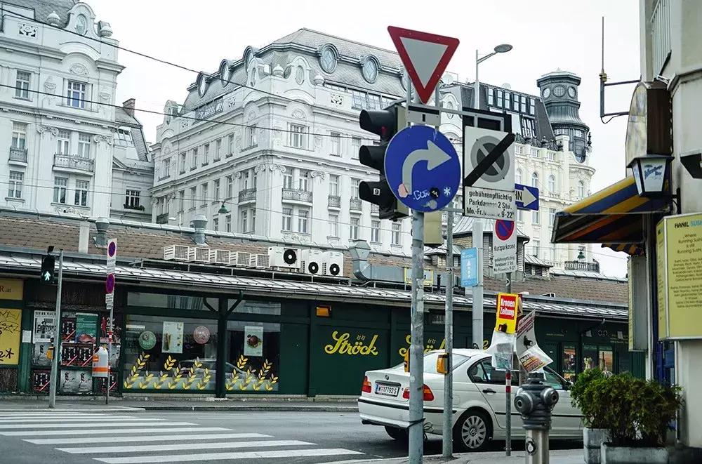 被贴上“蓝色的多瑙河”的标签，这座治愈系的城市，究竟如何？