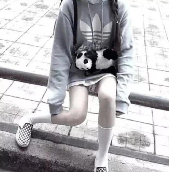 女生“分泌物”过多易湿裤？若坚持做到这3点，上课也能避免囧境