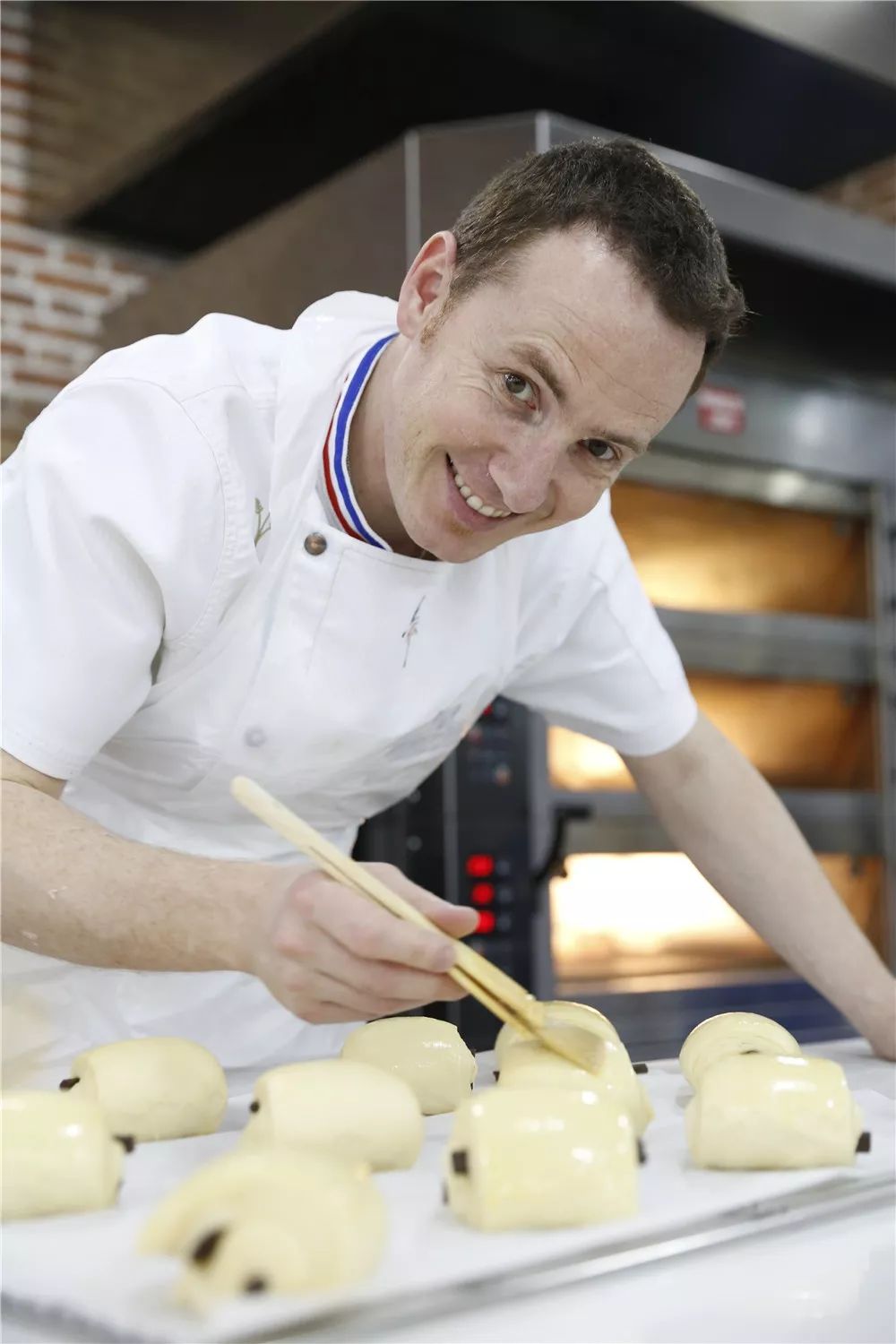 巴黎贝甜谷物面包,法国橄榄香草面包