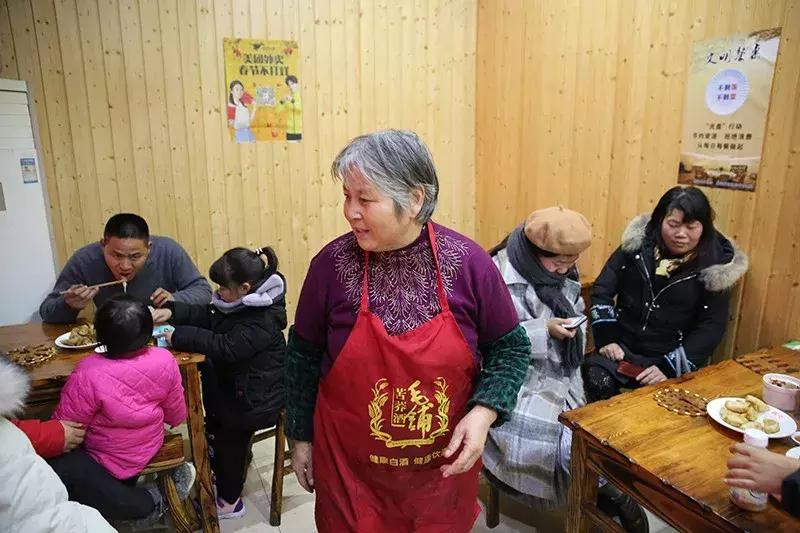 娴欐睙涔嬪績鏃呮父鏅偣,閫傚悎鍐ぉ鍘荤殑姹熷崡娓╂硥灏忛晣