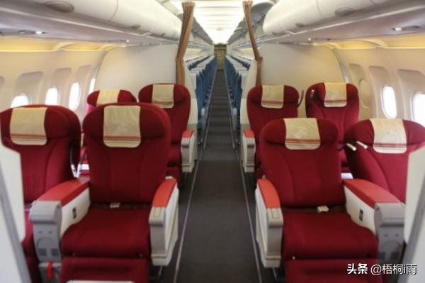 第一次国内头等舱体验,坐20小时飞机头等舱是种什么体验