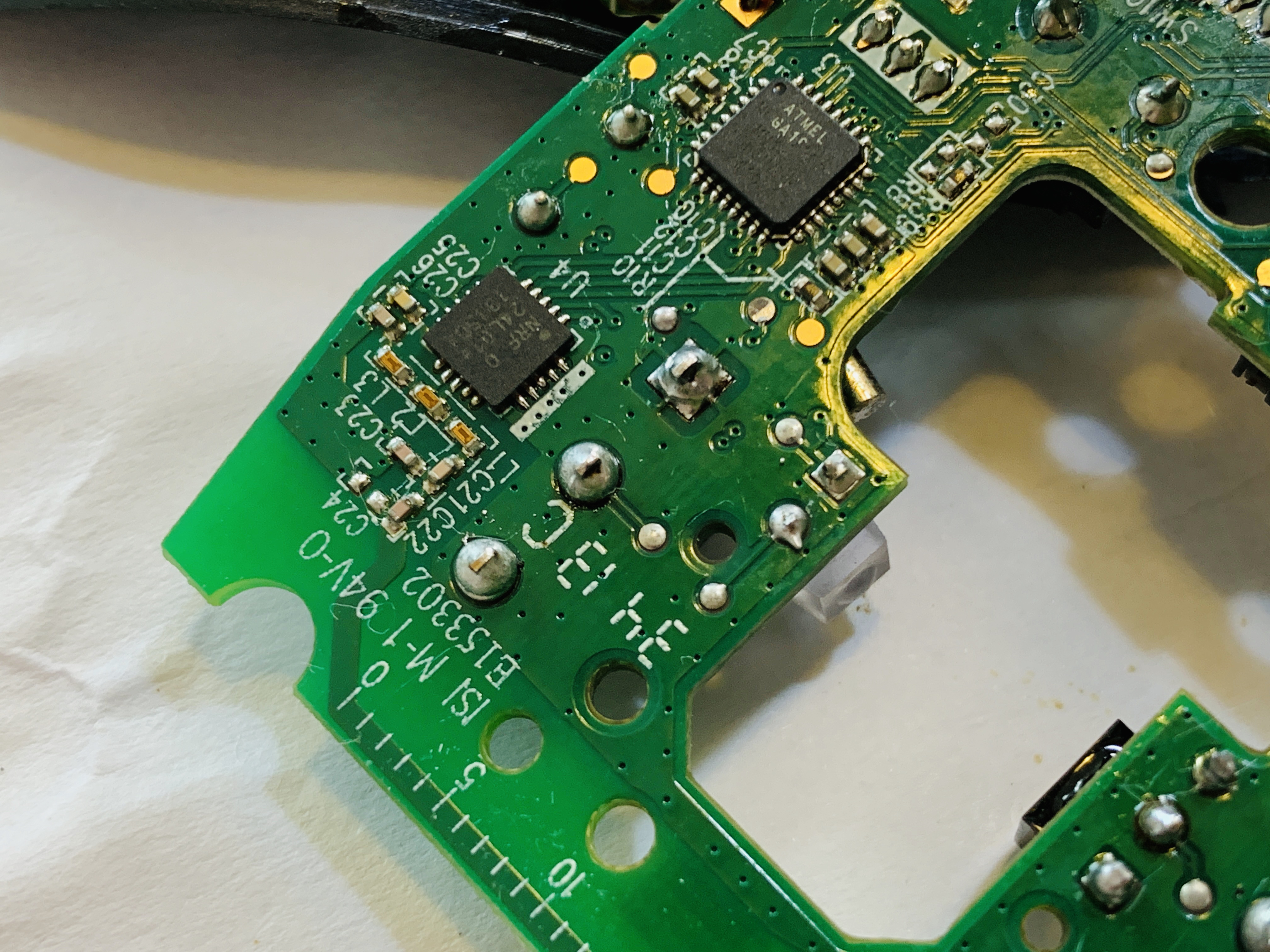 罗技无线鼠标m705和m590比较,罗技m705跟微软小馒头鼠标对比