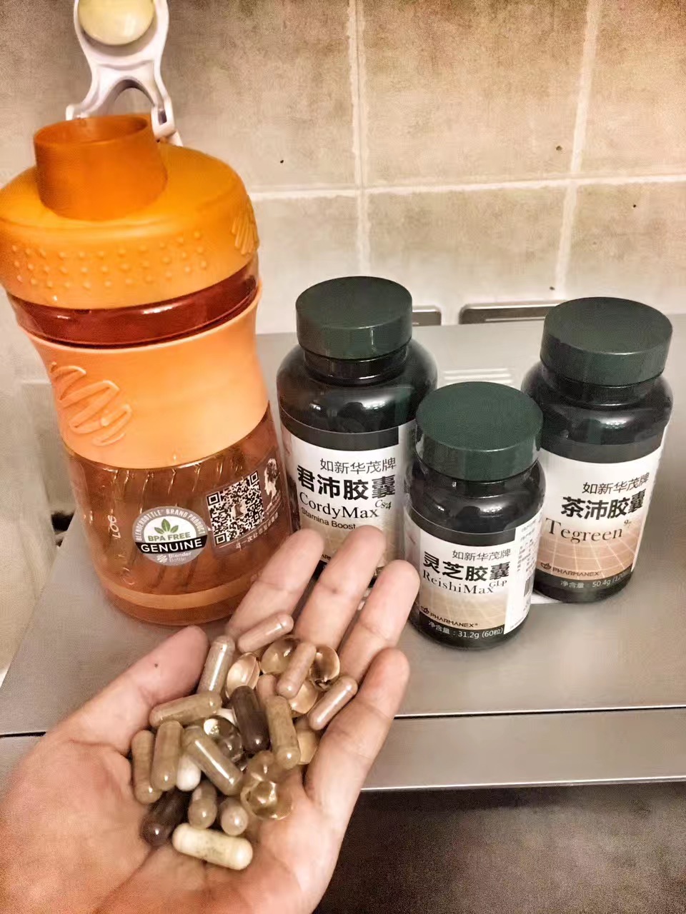 女业务员喝保健品果汁去世,女子感冒喝果汁去世