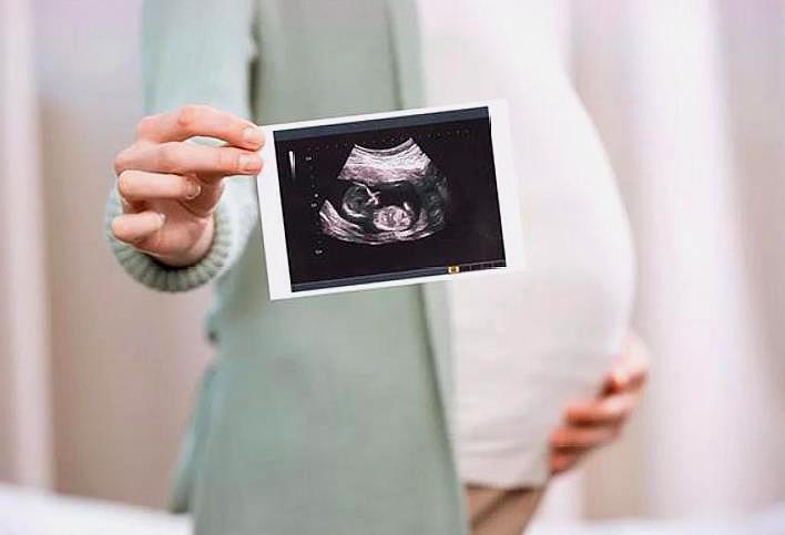 超过预产期胎儿会有什么危险,临近预产期有哪些征兆说明快生了