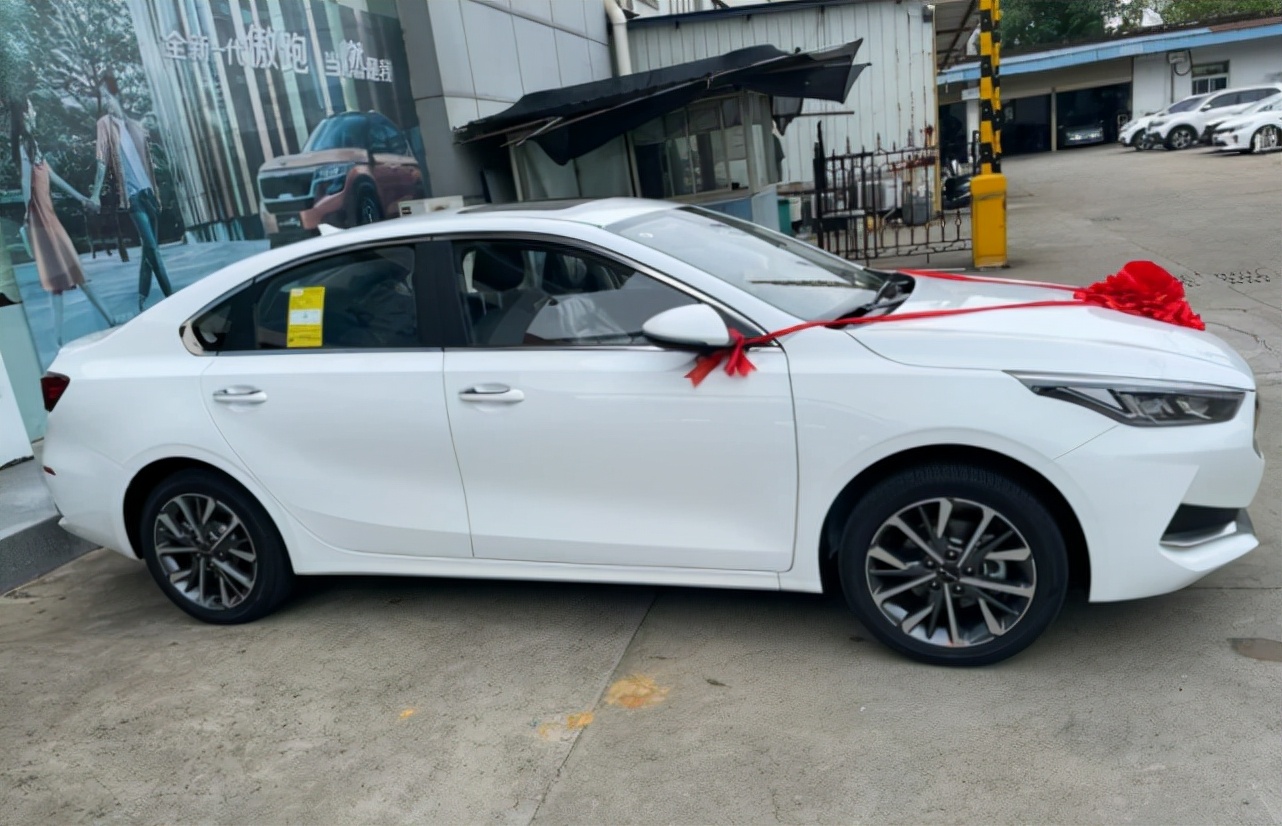 13款起亚k3自动真实油耗1.6,起亚k3忽然增加油耗是怎么回事