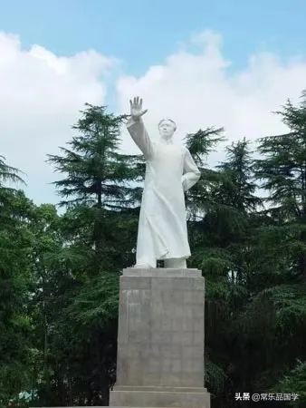 韶山火车站红色专列,韶山火车站到韶山景区