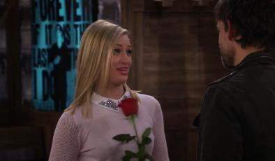 破产姐妹：害卡洛琳红毯出糗，不赔偿礼裙，博比到底爱不爱卡洛琳