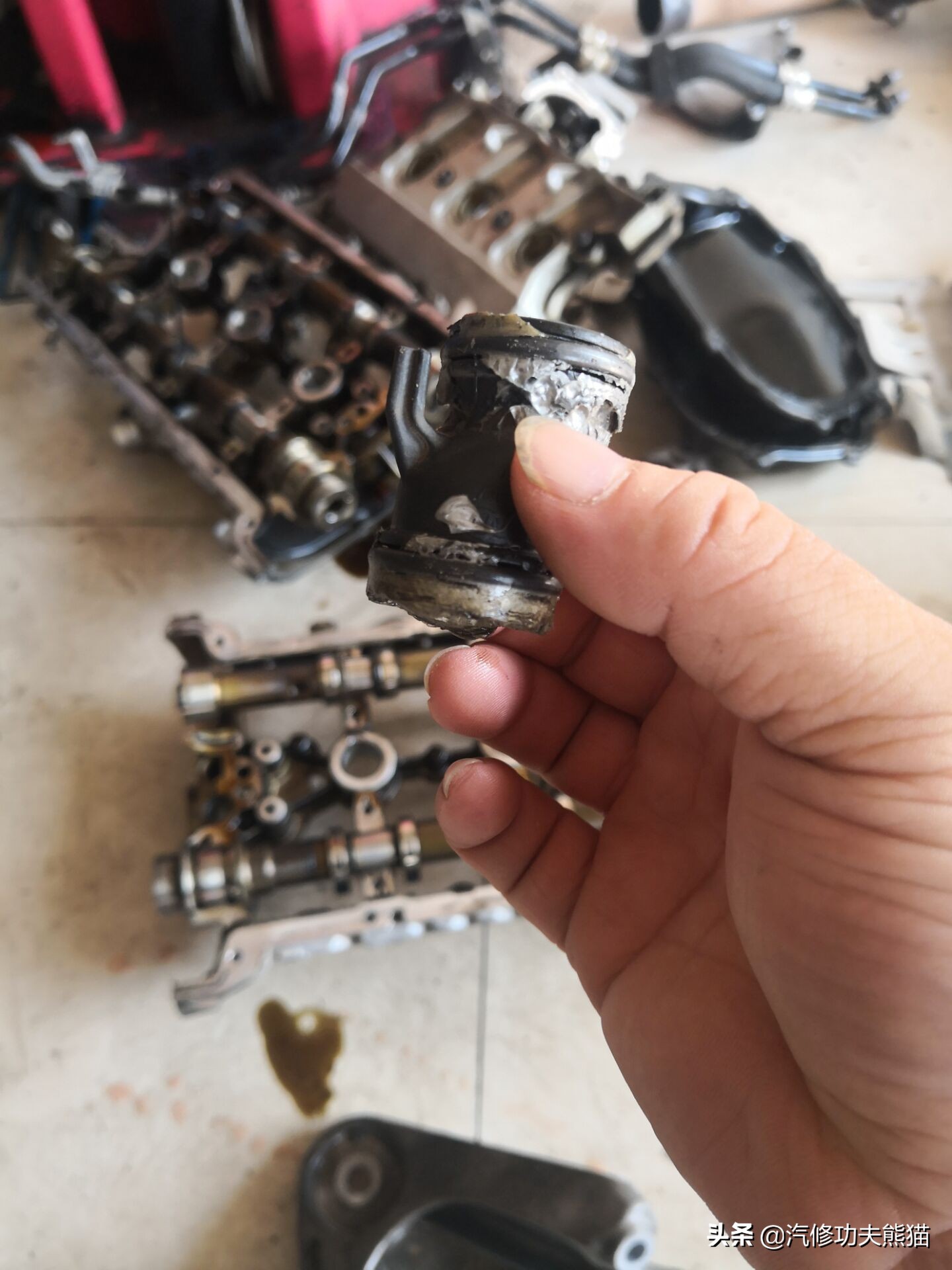 能拉动波音747的大众神车途锐烧机油治理，修完了又可以拉飞机了