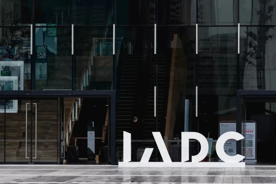 坐11号线去深圳看海,11号线碧海湾看海