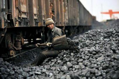 山西女富豪丁书苗落幕：从农村卖鸡蛋，到被罚25亿，她做了什么