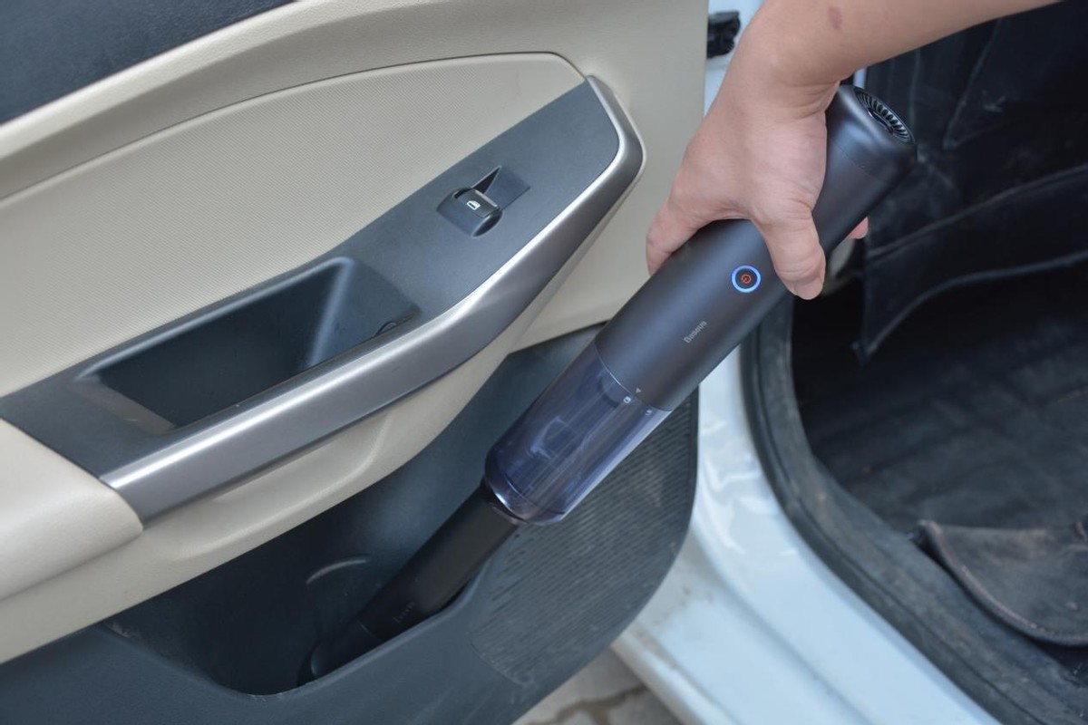 高颜值超迷你，倍思H5家用随手吸尘器测评