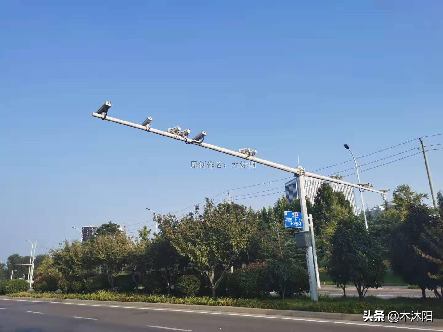 蹭了别人的车没有牌照怎么办,蹭了别人的车不赔偿怎么办