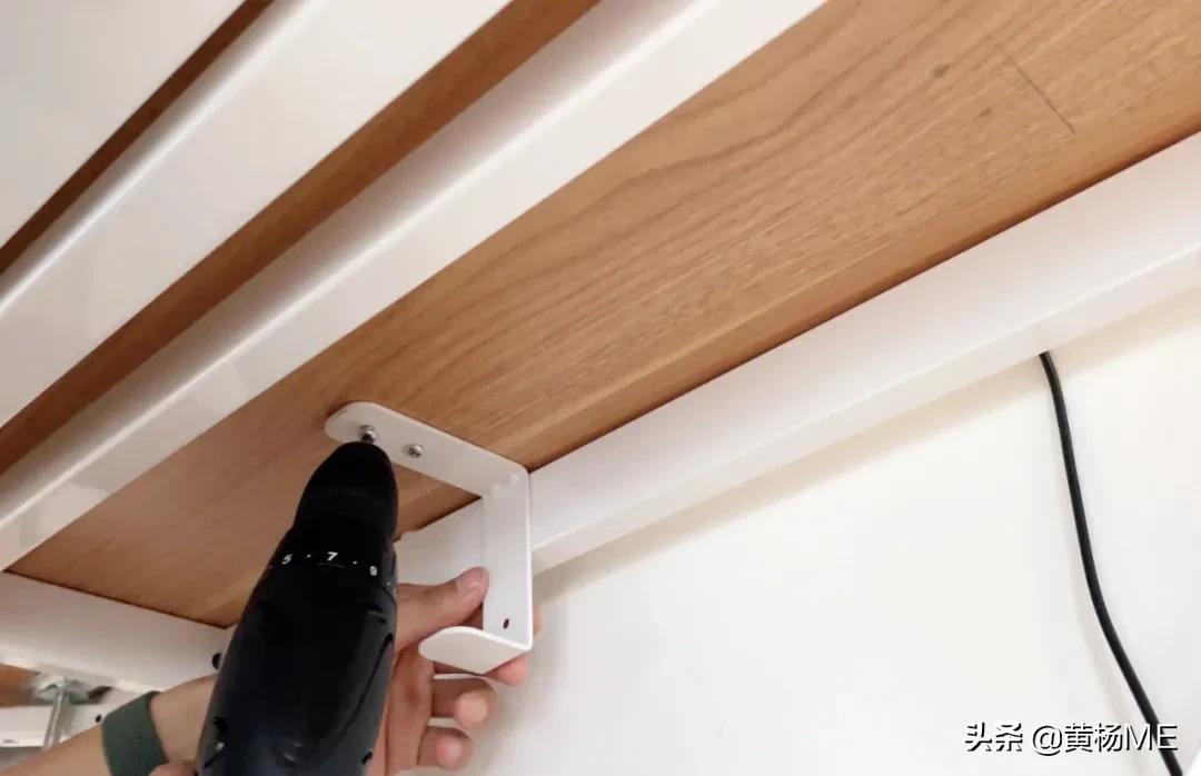 终于把桌面收拾好了,终于把厨房里打扫干净