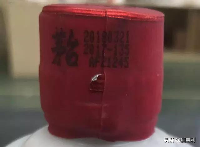 飞天茅台酒为什么盒子高低不一样,飞天茅台酒的酒盒是什么样的