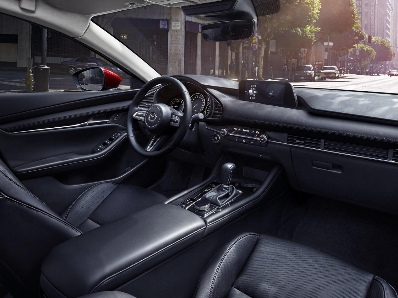 马自达3昂克赛拉2022款质擎版落地,深度解析次世代马自达3昂克赛拉