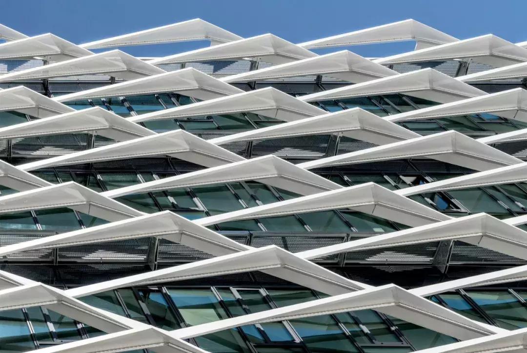 adidas总部照片,adidas总部上班