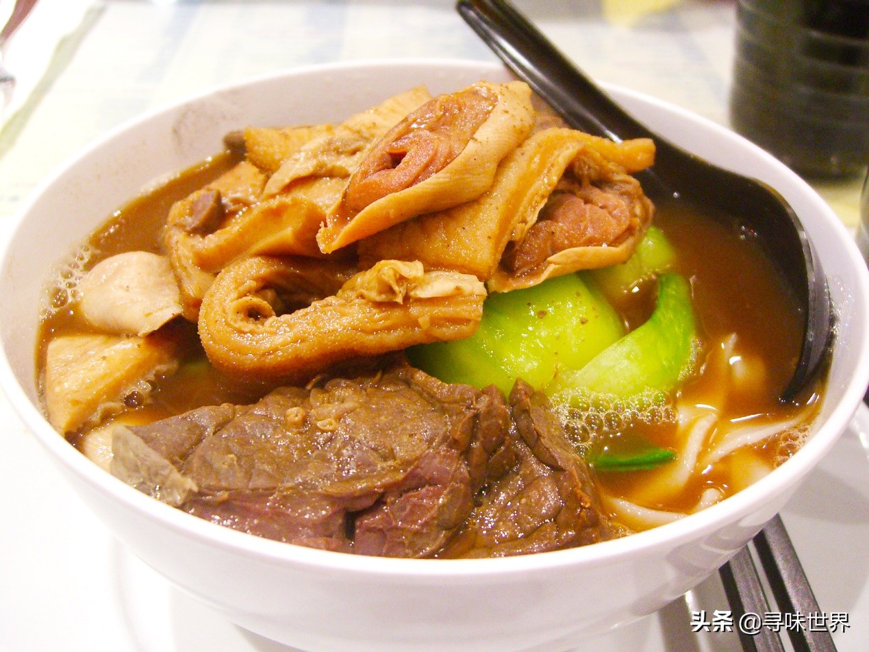 百吃不厌的广东牛杂,广东牛杂老师傅