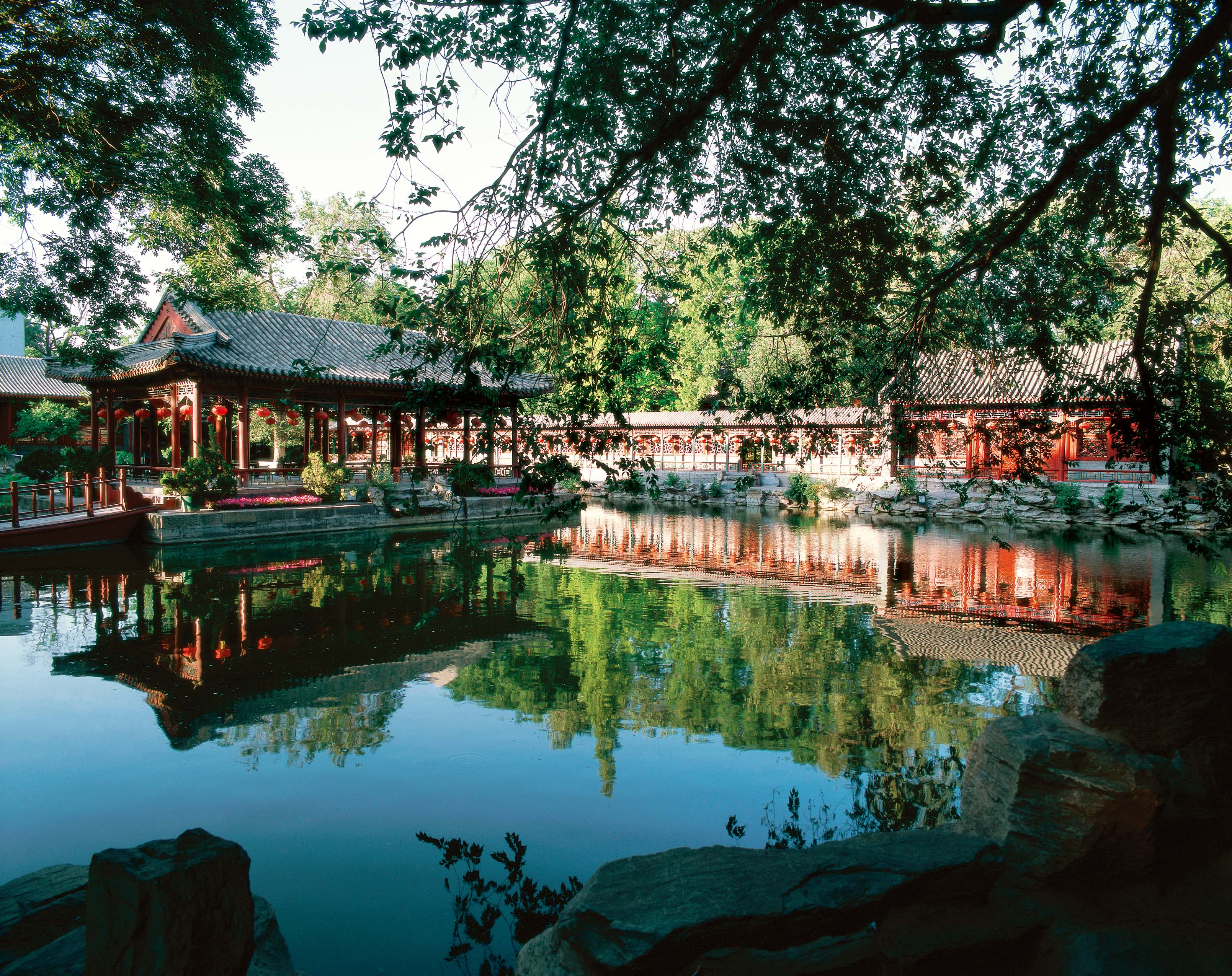 去恭王府能在景点直接买票么 (游览恭王府怎么购票)