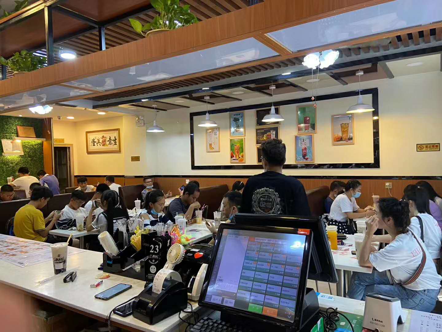 奶茶店需要哪些设备以及价格表,奶茶店一般需要哪些设备