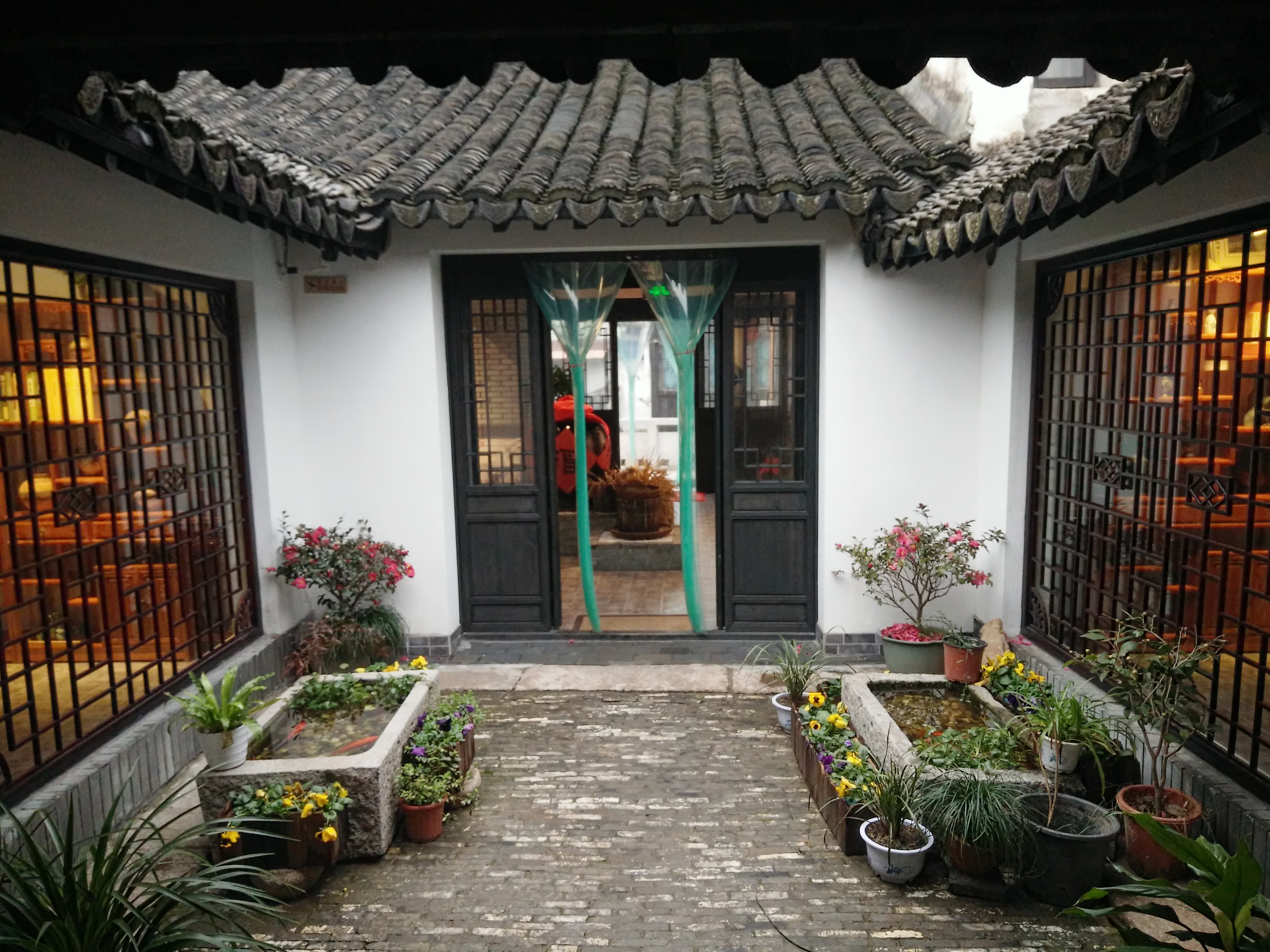 万里长江第一湾简介,万里长江第一湾是哪里