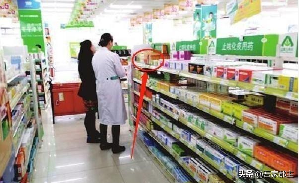 16日时尚热点回顾：药店有一支药膏，建议53岁女人用，皮肤越擦越白嫩，关键不贵