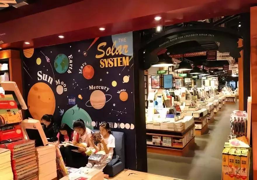 蓝花楹昆明网红打卡地在哪里,昆明周边湿地公园网红打卡地