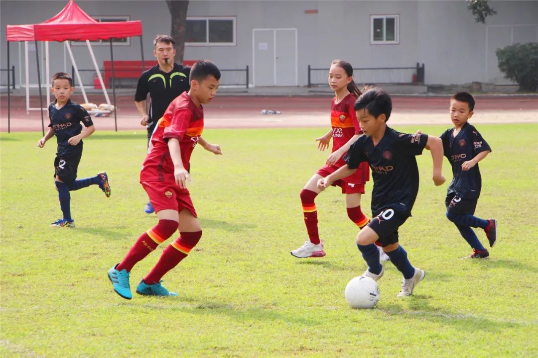 点燃绿茵烽火,绿茵逐梦小学生校园足球联赛