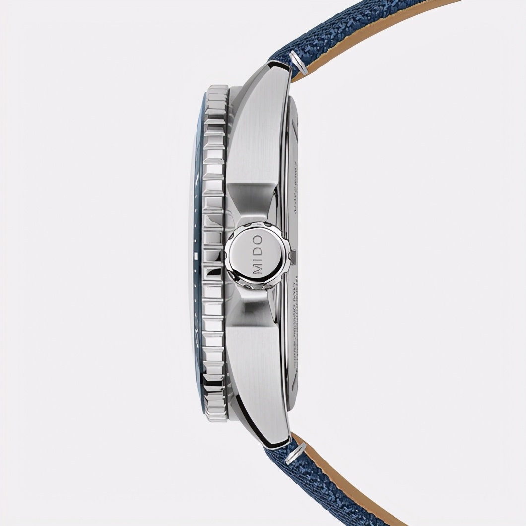 美度领航者gmt双时区黑盘,美度领航者双时区手表调时间