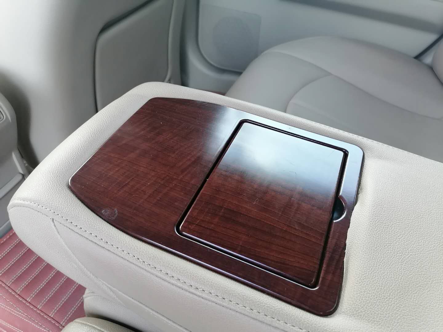 07年天籁2.3二手多少价格,二手天籁大沙发价格