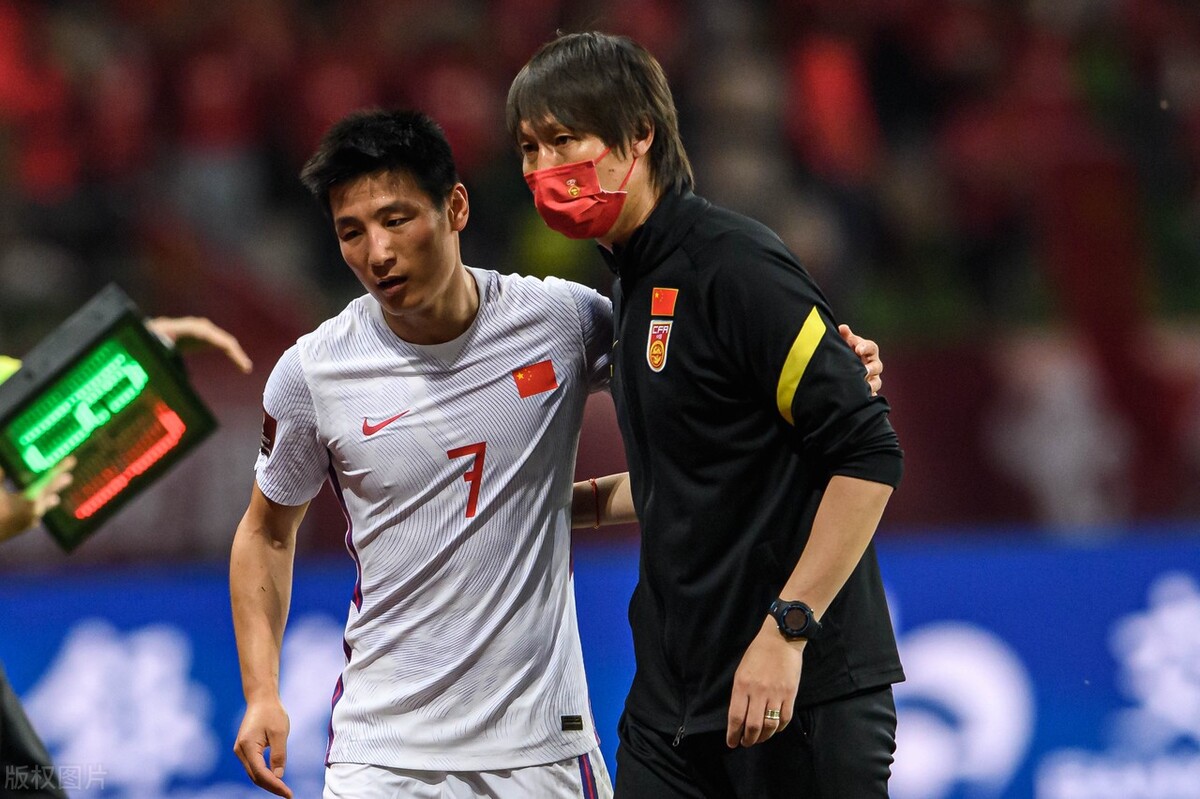 国足19-0大胜关岛,国足7球大胜关岛欢呼图片