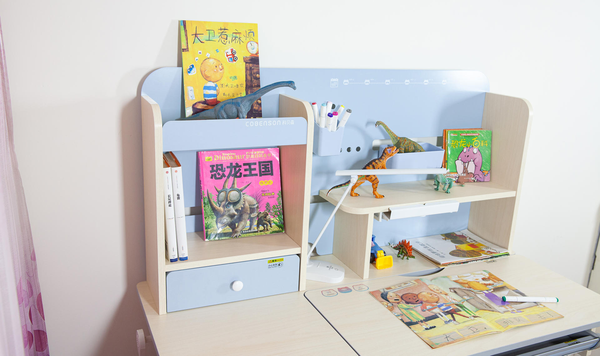 科贝森儿童学习桌和爱果乐,怎么买便宜又好用的儿童学习桌
