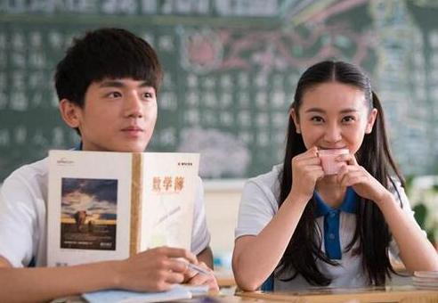 “妈妈,同桌总摸我”,妈妈的机智做法,挽救了女儿的后半生