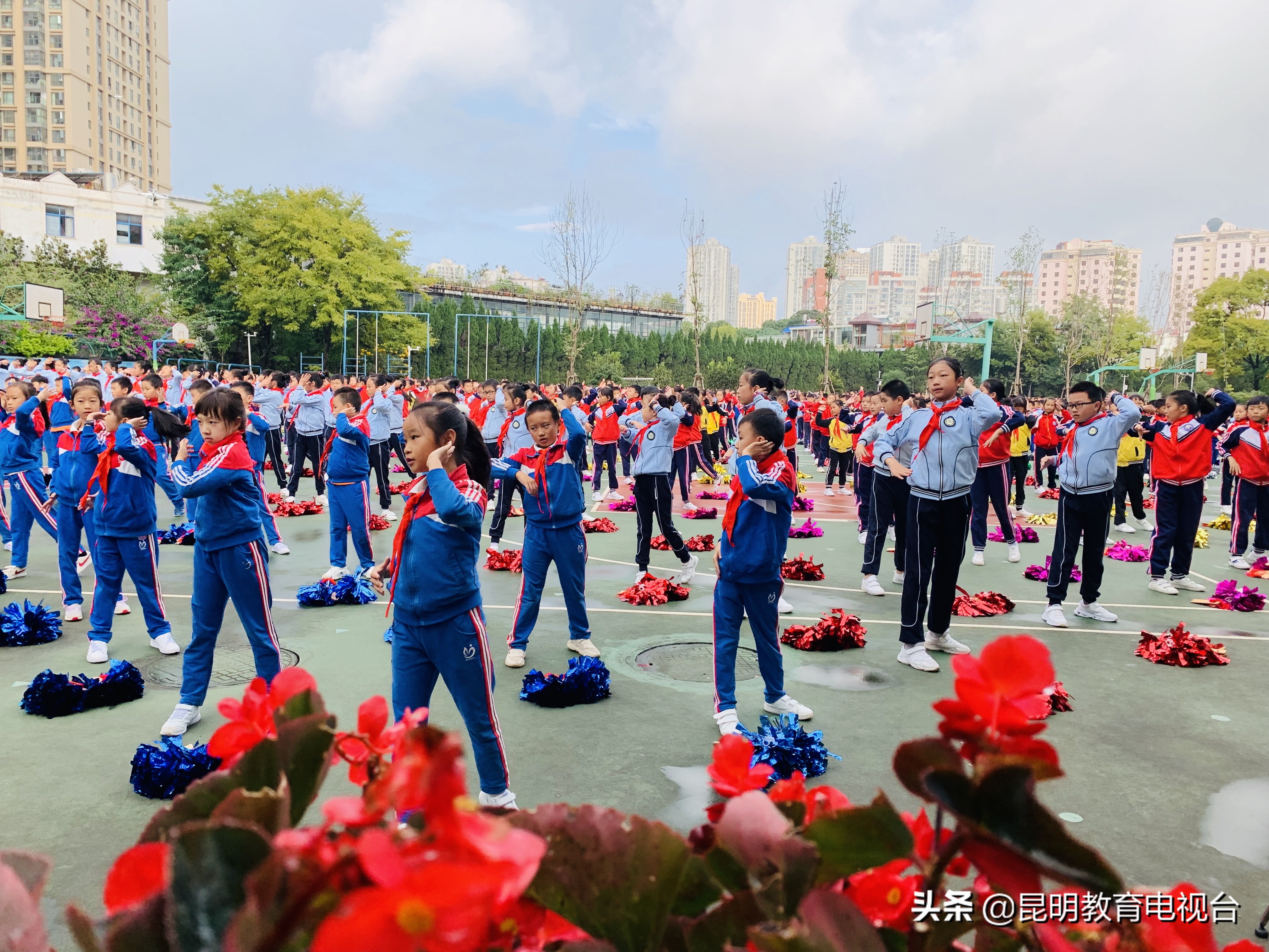 花园小学最美大课间,金康园小学特色大课间活动