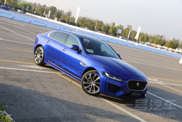 捷豹xel2.0t250psr-dynamics进取运动版,捷豹xel试驾评测