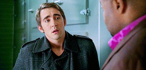 “等一下”不能说Waitamoment!说错小心遭白眼