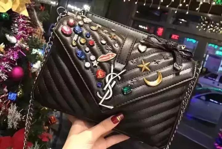 ysl和lv邮差包哪个更好,chanel和ysl包哪个好