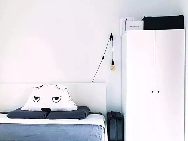 衣柜不到顶该如何处理?学会这4招,教你省下一大笔钱