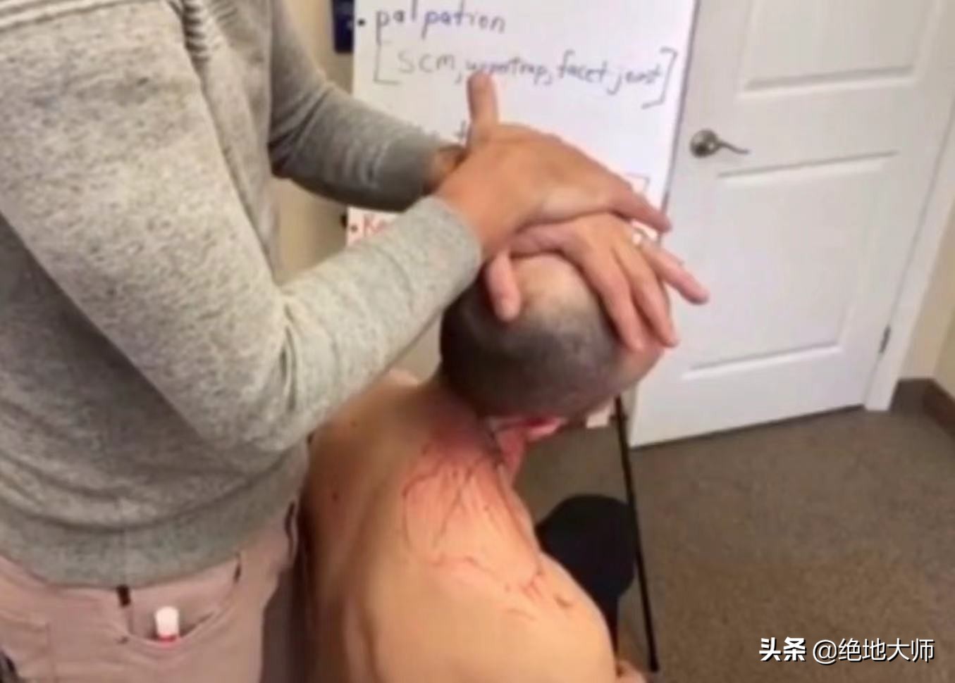 急性颈痛的神经调控康复治疗