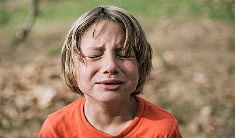 人总是哭会哭出病吗,动不动就哭的人怎么治