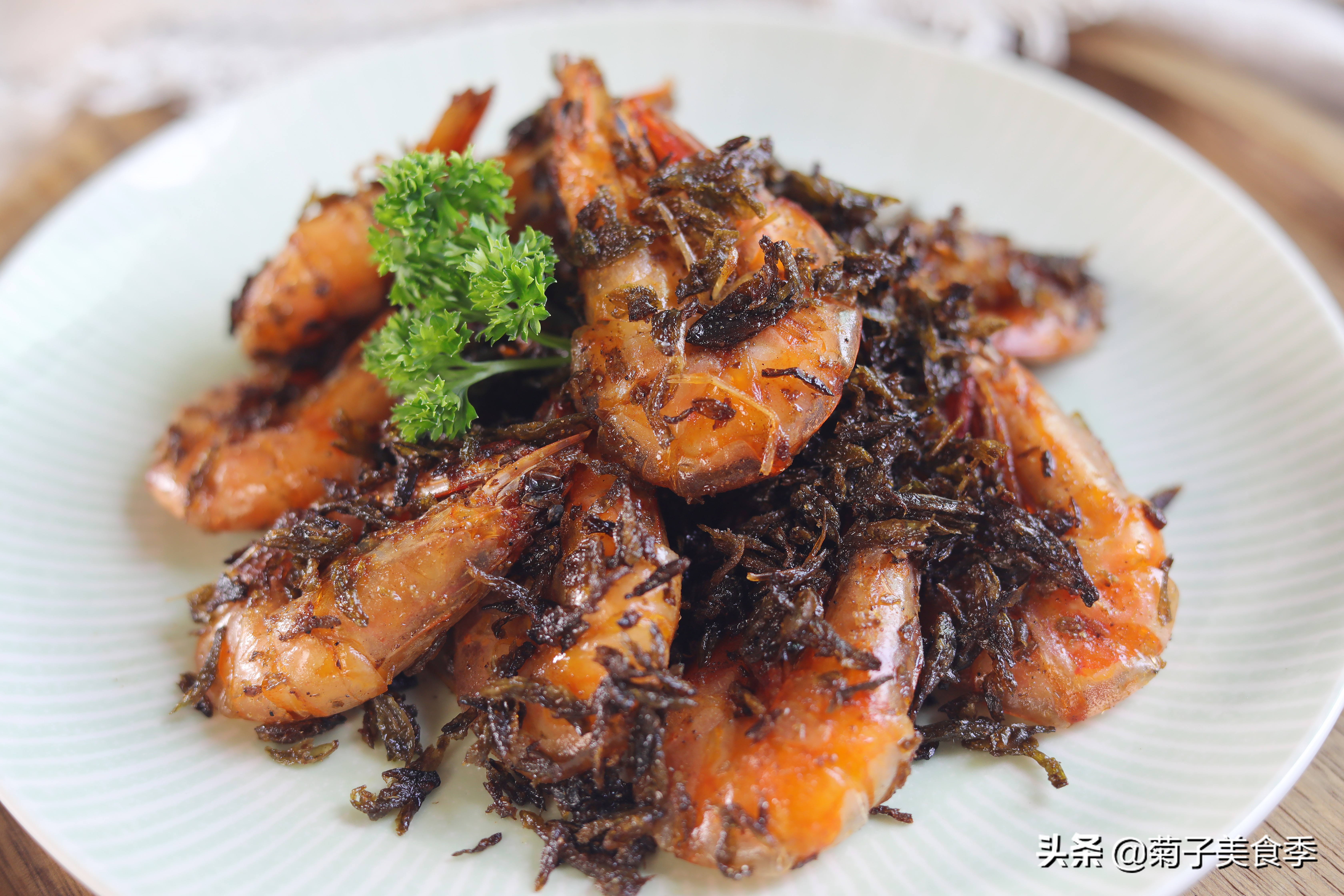 东京奥运会首金中国杨倩，最爱吃妈妈做的油焖大虾，10道虾推荐