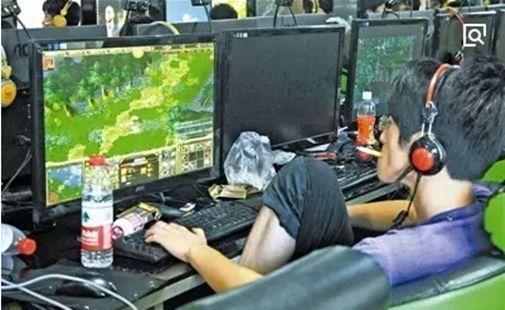 网吧1元上网,网吧有网费但是倒闭了