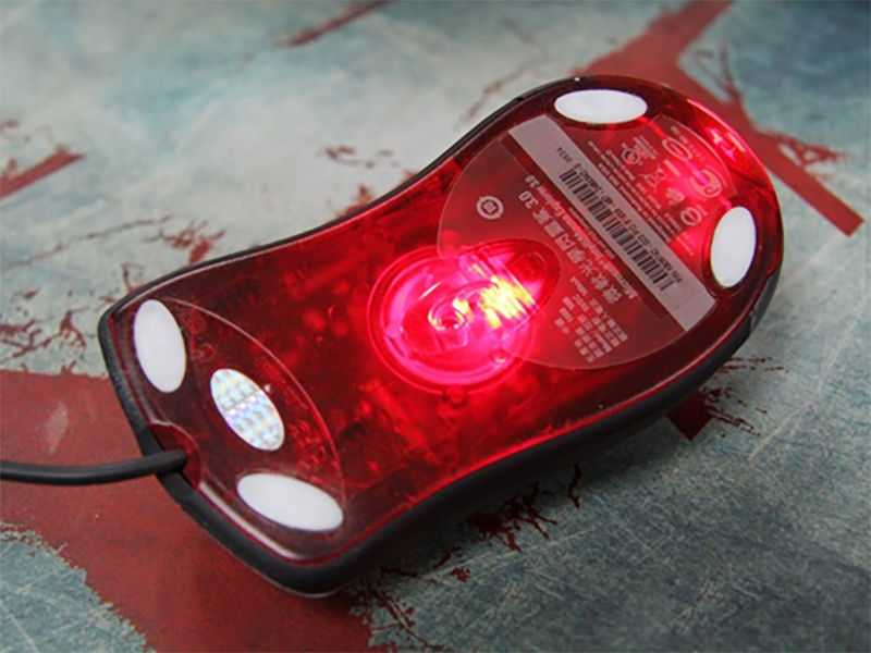 鼠标底部灯亮怎么回事,鼠标光电二极管不亮是怎么回事