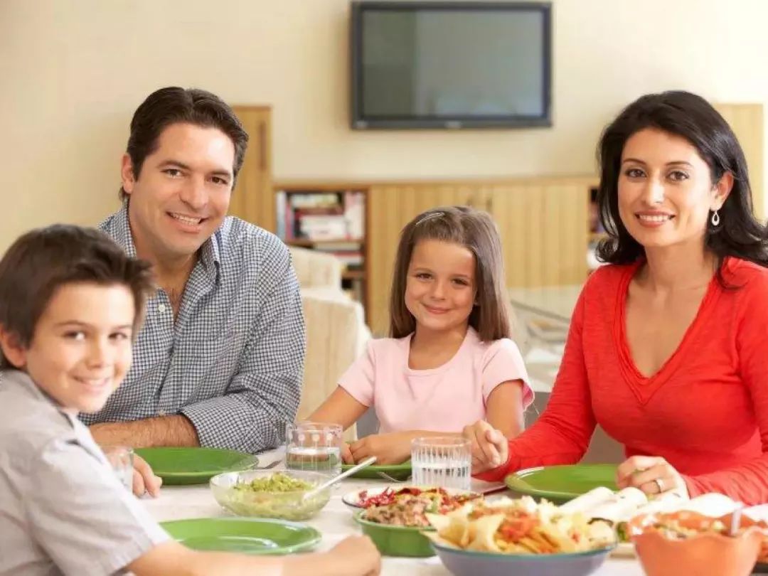 荷兰国家的教育孩子方式 (荷兰的父母怎么教育孩子)