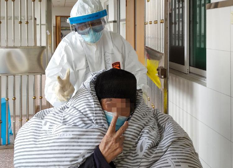 上游新闻：重医附属永川医院王念|重症患者的希望之光