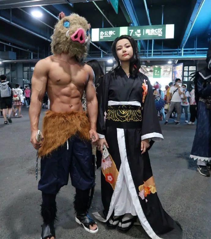 伊之助腹肌照,伊之助让人练腹肌