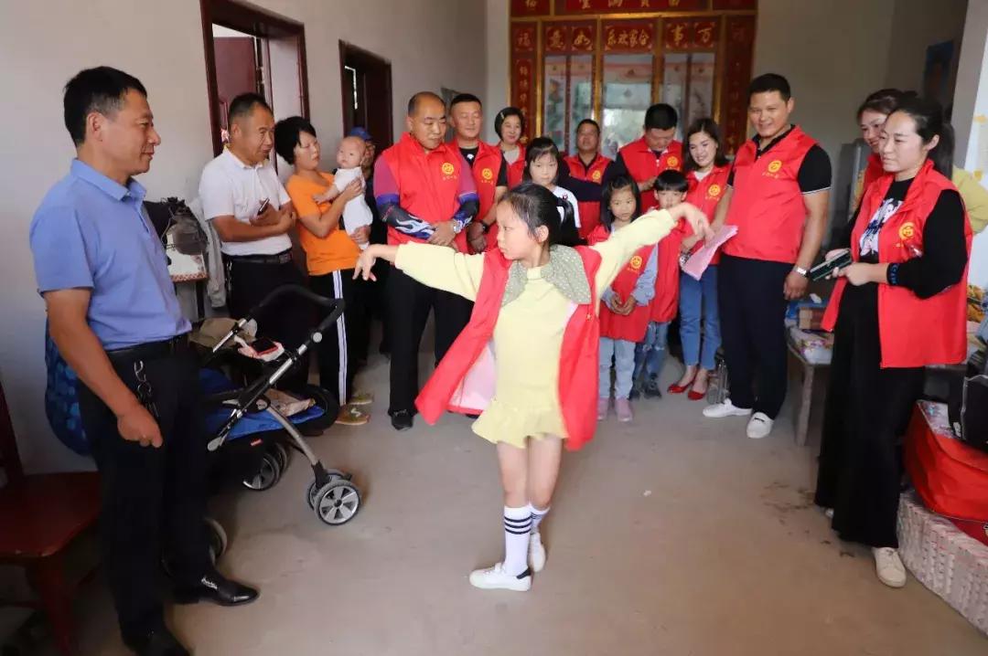 日行一善微行动暖民心,日行一善爱心传递