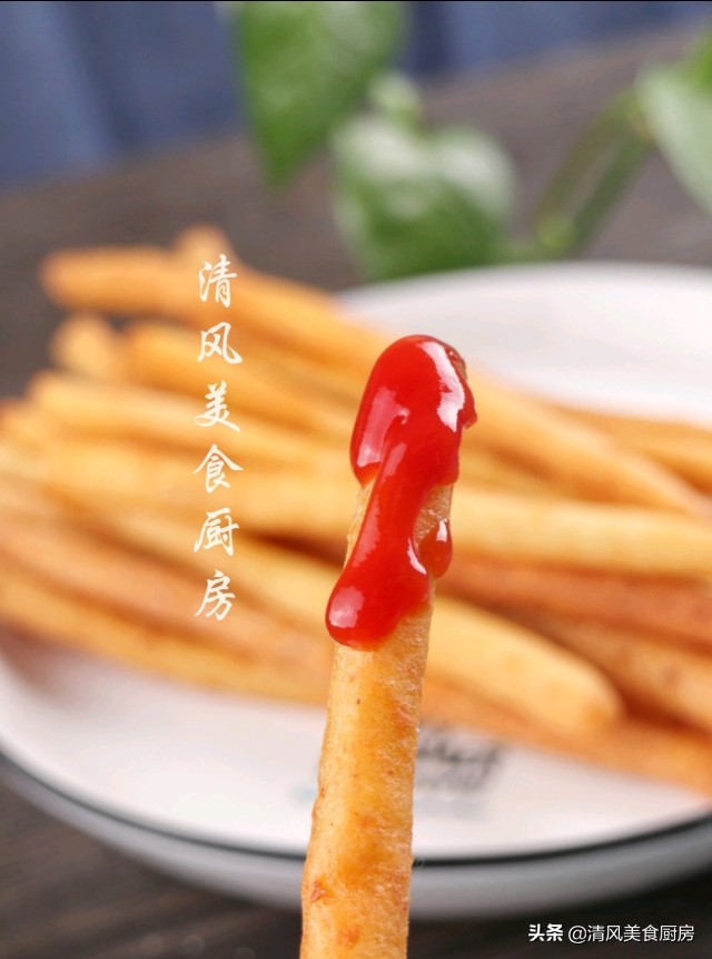 怎么做的薯条酥酥脆脆呢,在家制作又脆又香的薯条外酥里嫩