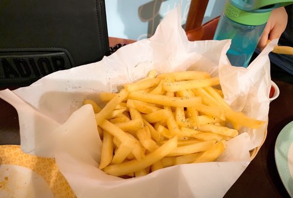 青岛10家亲子餐厅，我看了都想进去玩