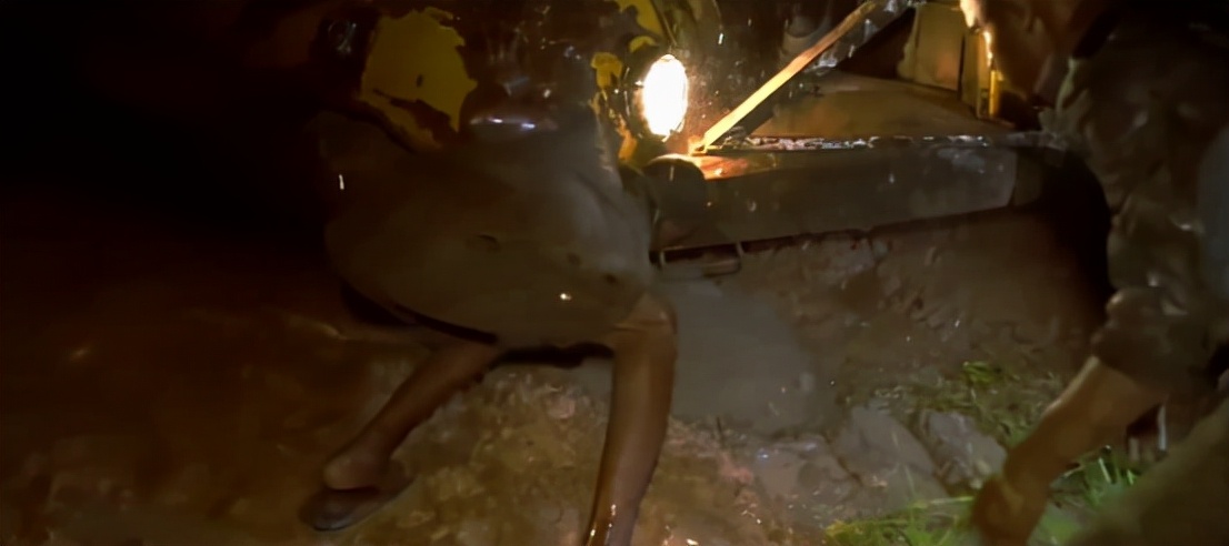 在非洲做生意有多难？60公里路开了两天，结果赚了2.5元