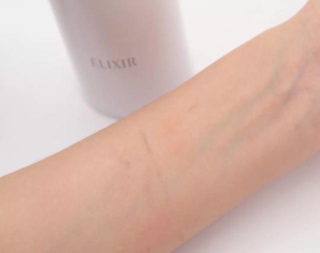 如何选择安全的洗面奶 (洗面奶该怎么选才好)